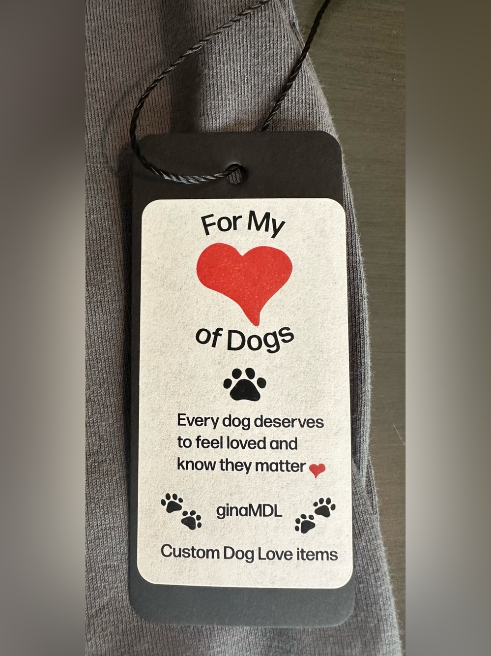 Dog Graphic V-Neck Tee - NWT/NIP - Picture 6 of 6